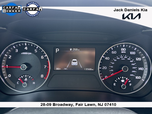 Vehicle image 10 of 18