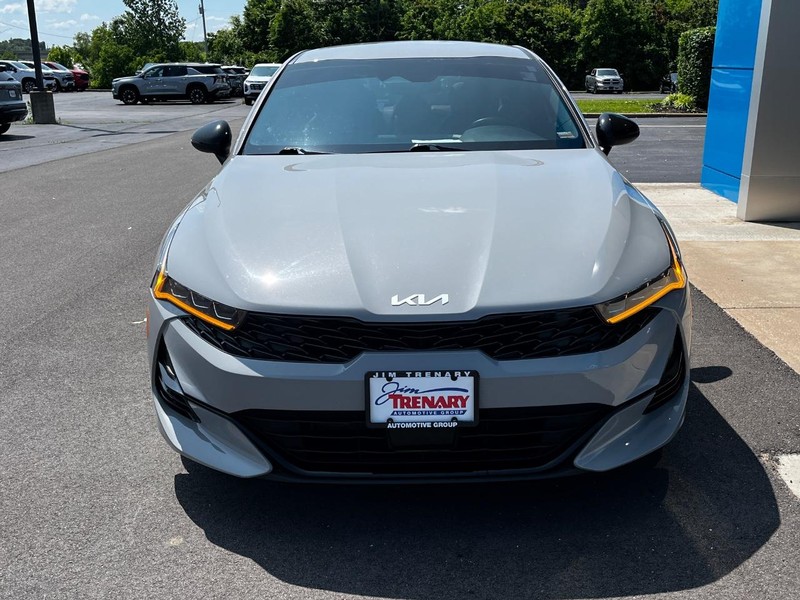 Vehicle image 2 of 26
