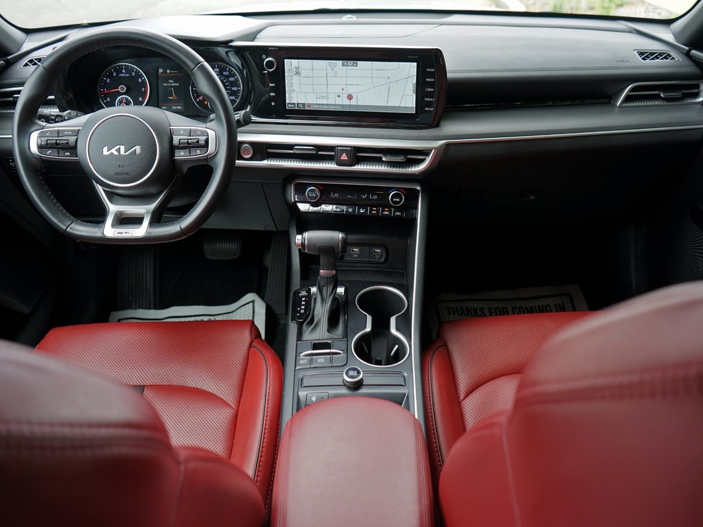 Vehicle image 19 of 32