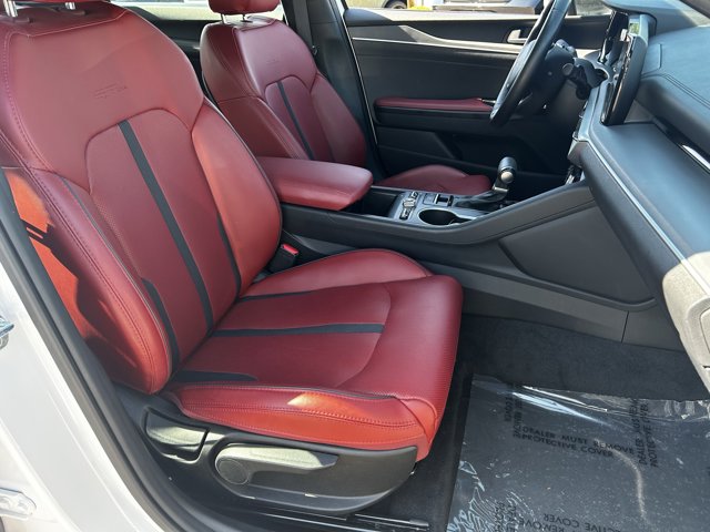 Vehicle image 9 of 30