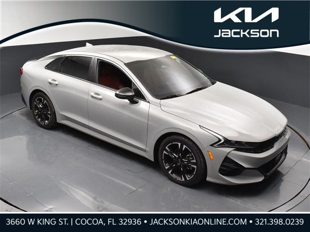 Vehicle image 9 of 45