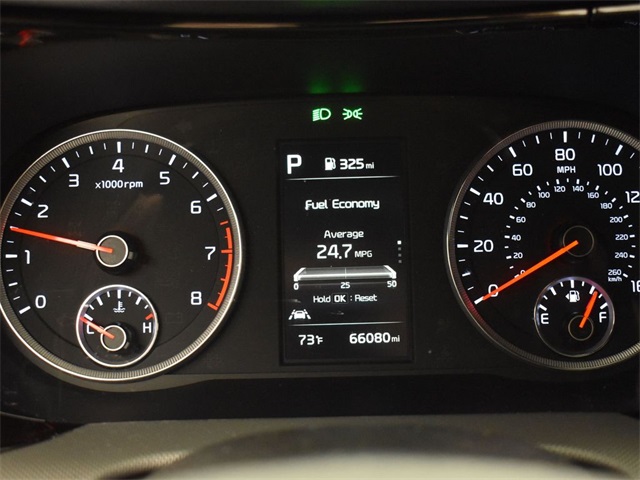 Vehicle image 31 of 45