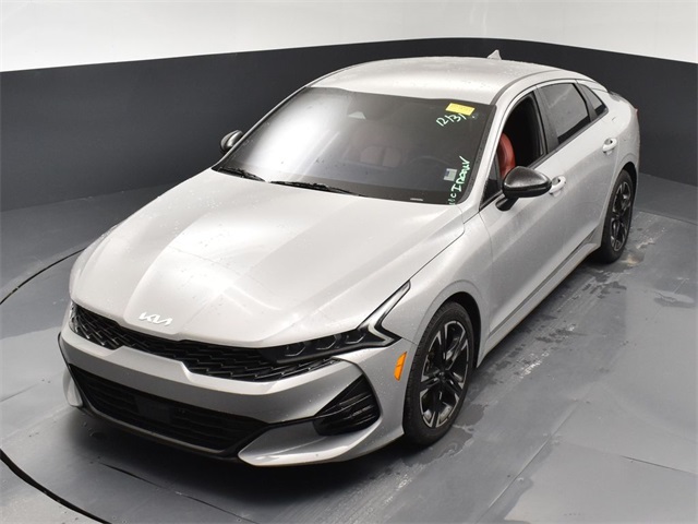 Vehicle image 3 of 45