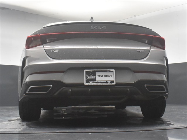 Vehicle image 18 of 45