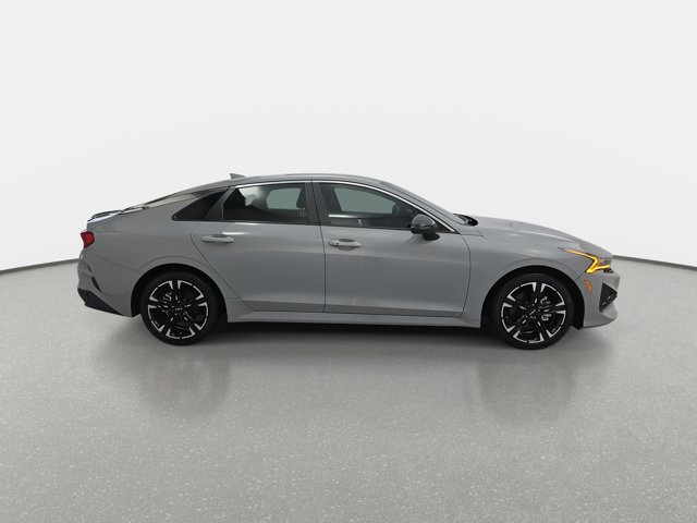Vehicle image 4 of 34