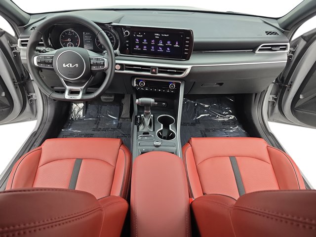 Vehicle image 9 of 34