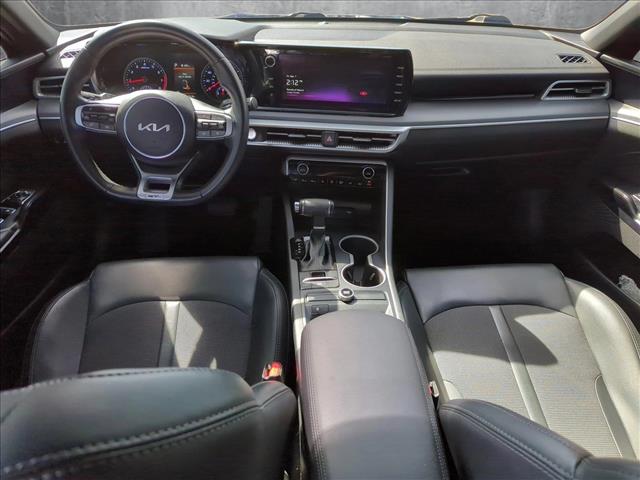Vehicle image 16 of 23