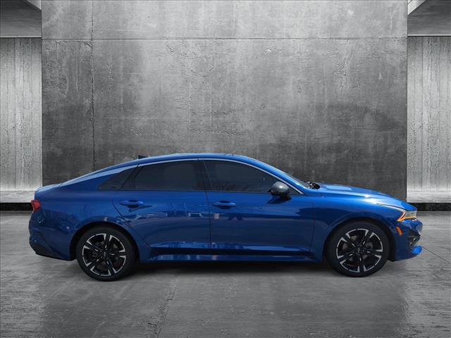 Vehicle image 4 of 23