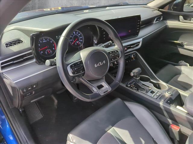 Vehicle image 9 of 23