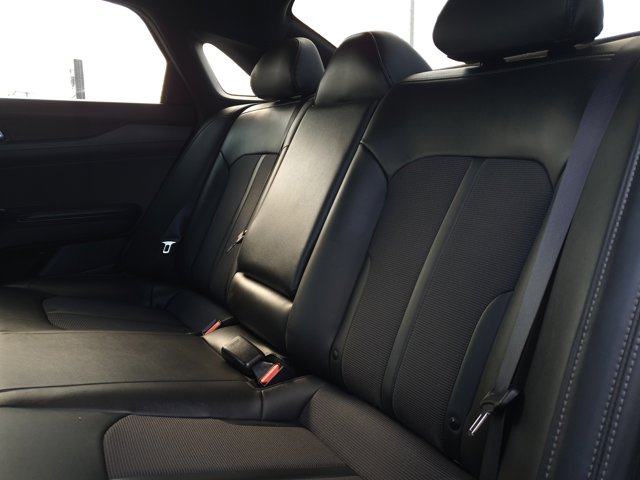 Vehicle image 12 of 35