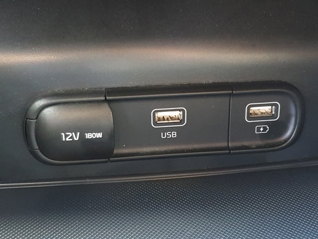 Vehicle image 32 of 35