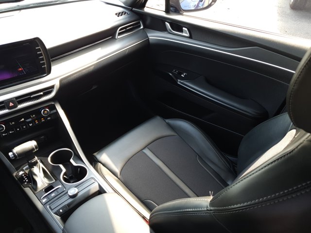 Vehicle image 16 of 35