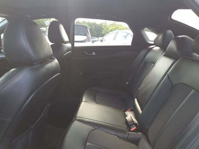 Vehicle image 11 of 35