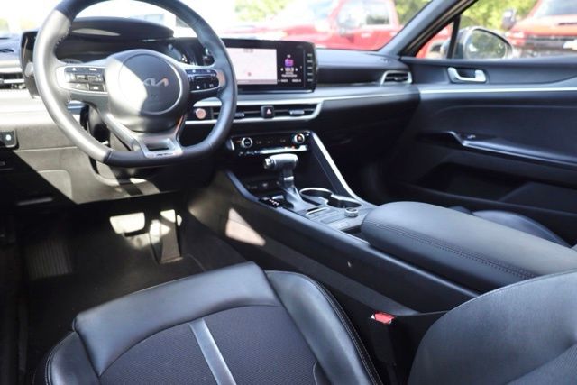 2023 Kia K5 GT-Line Image 21 of 41