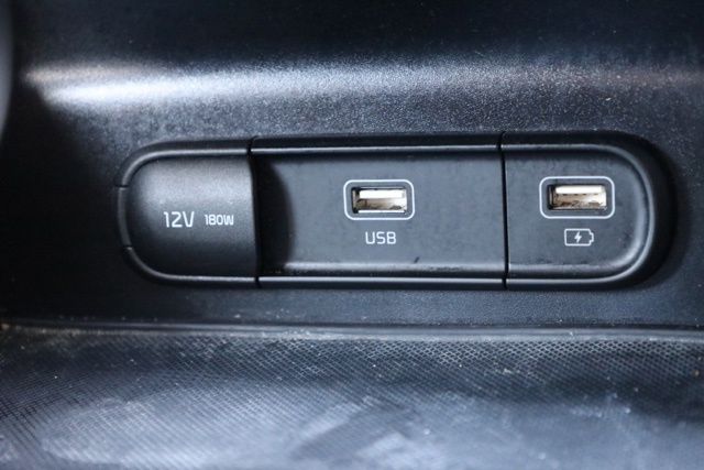 2023 Kia K5 GT-Line Image 39 of 41