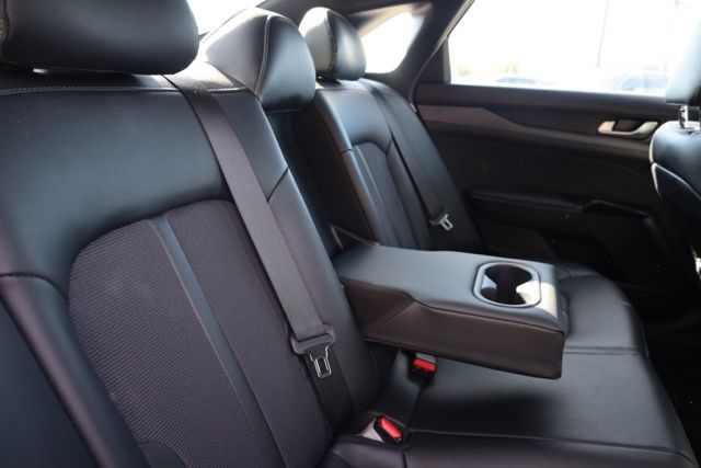 2023 Kia K5 GT-Line Image 14 of 41