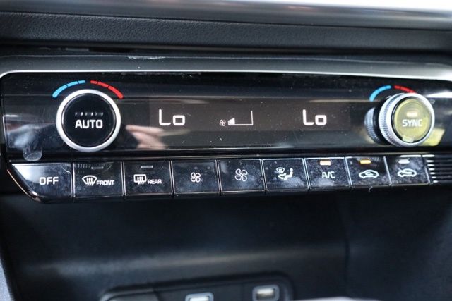 2023 Kia K5 GT-Line Image 36 of 41