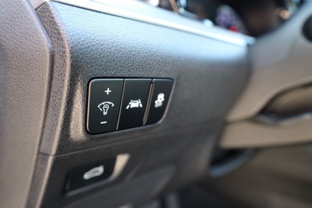 2023 Kia K5 GT-Line Image 31 of 41