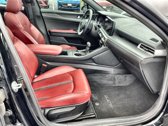 Vehicle image 20 of 29