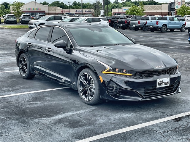 Vehicle image 2 of 29