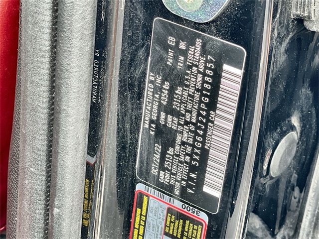 Vehicle image 25 of 29