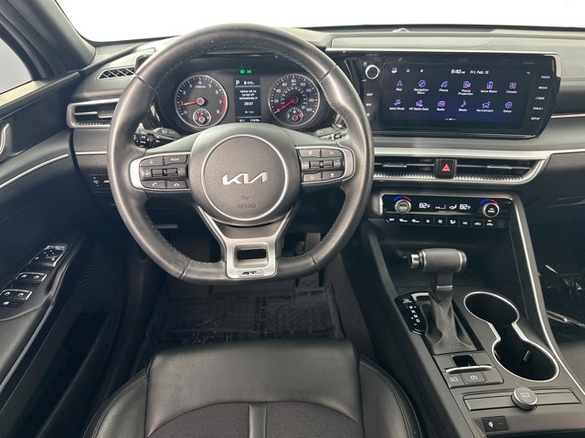 2023 Kia K5 GT-Line Image 18 of 30