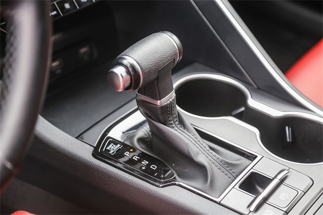 Vehicle image 19 of 27