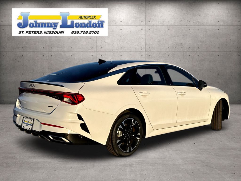 Vehicle image 2 of 26