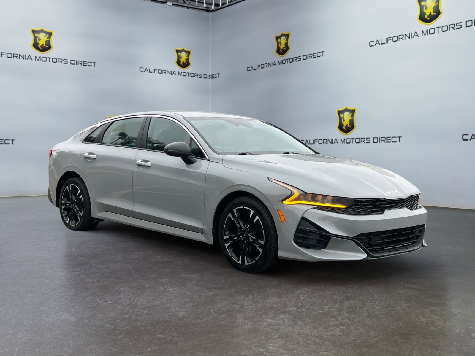 Vehicle image 6 of 22