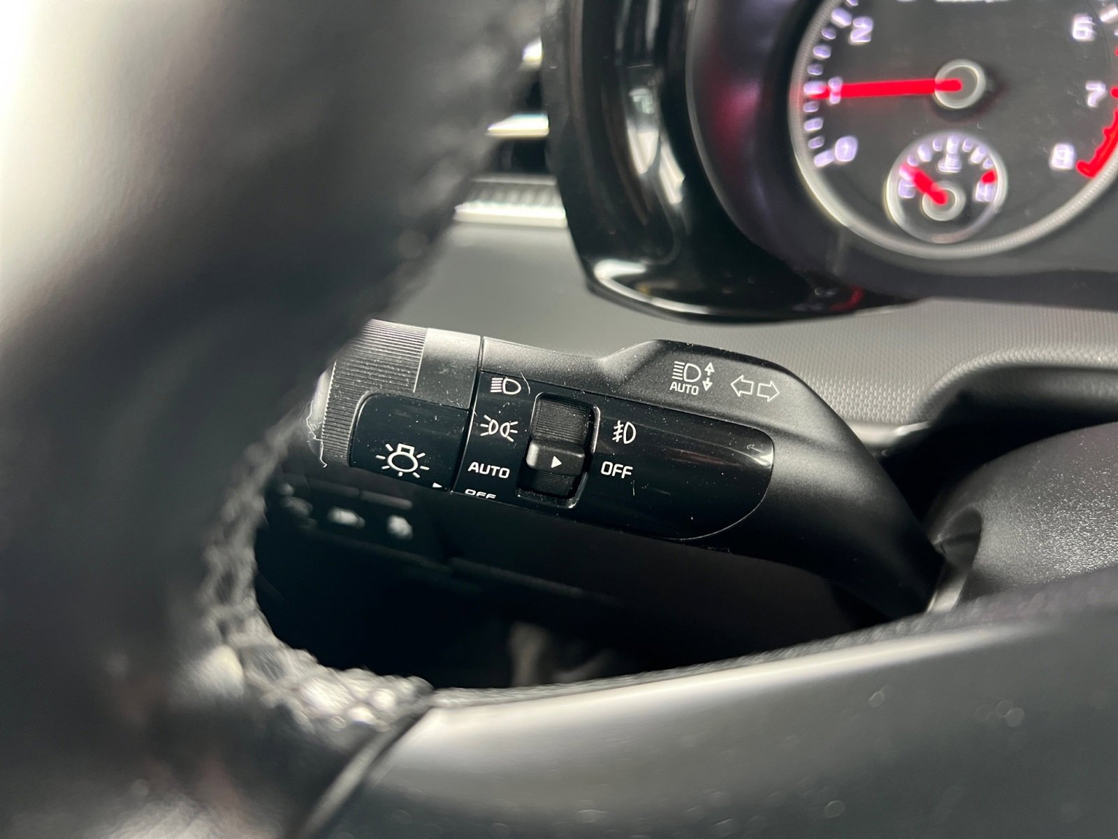 Vehicle image 21 of 22