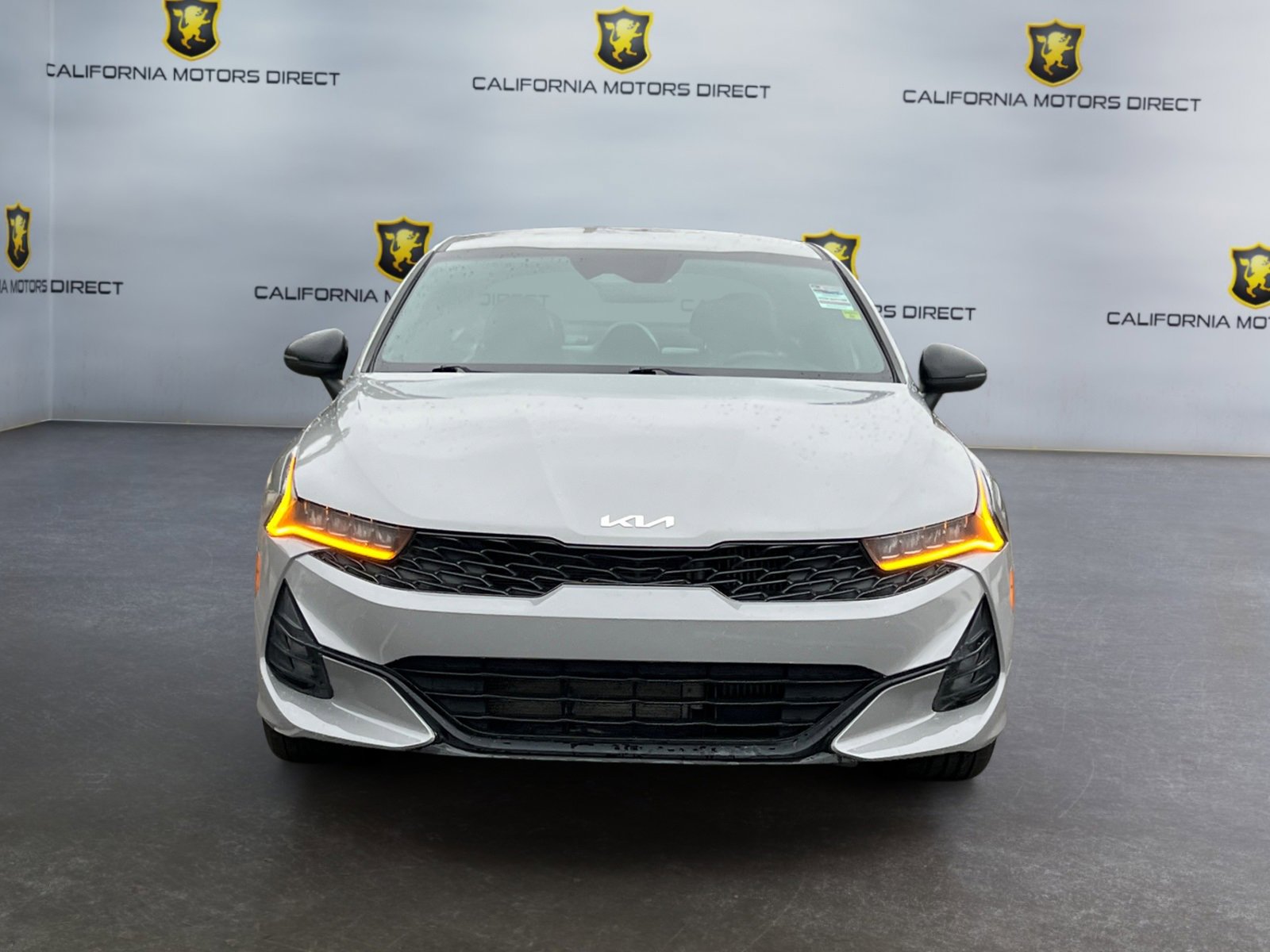 Vehicle image 4 of 22