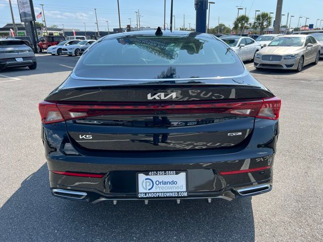 Vehicle image 9 of 44