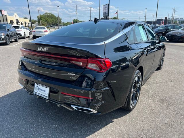 Vehicle image 6 of 44