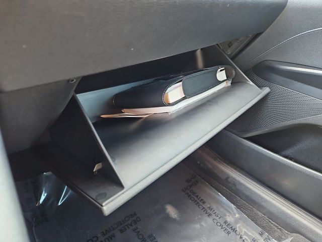 Vehicle image 18 of 34