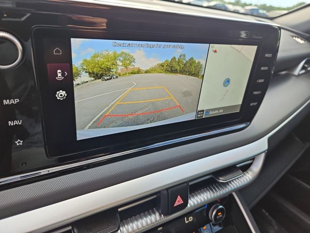 Vehicle image 25 of 34