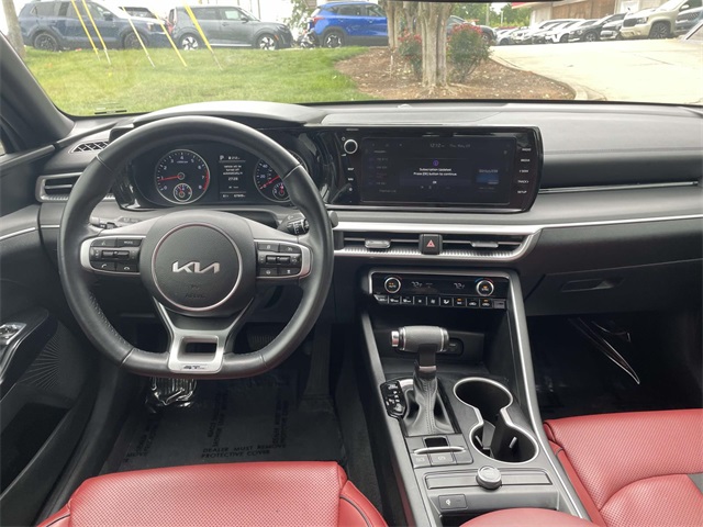 Vehicle image 12 of 31