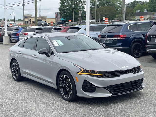 Vehicle image 3 of 31