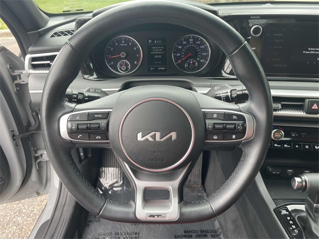 Vehicle image 18 of 31