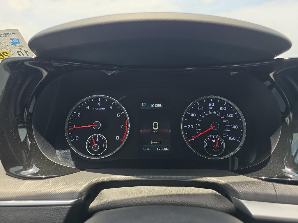 Vehicle image 19 of 19