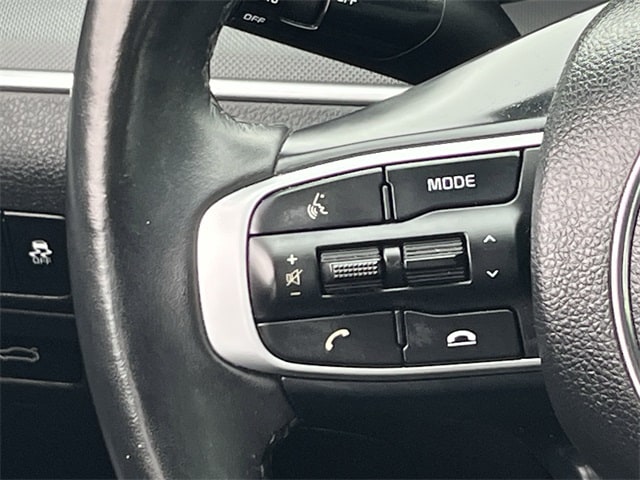 Vehicle image 14 of 34