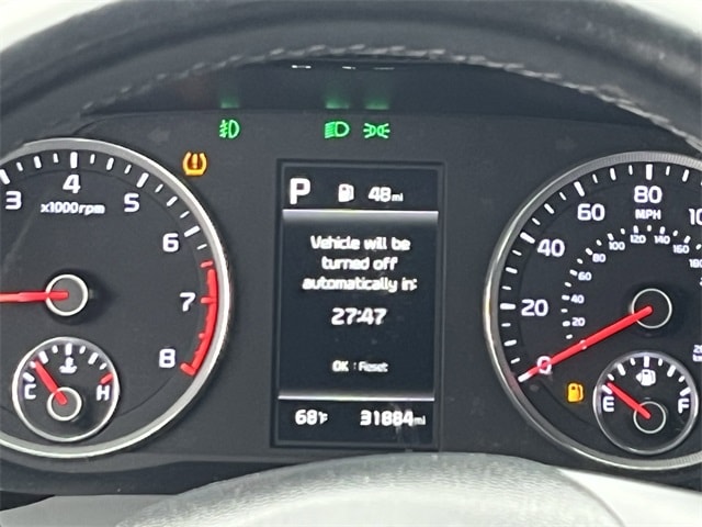 Vehicle image 16 of 34