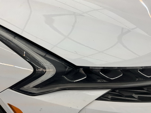 Vehicle image 23 of 25