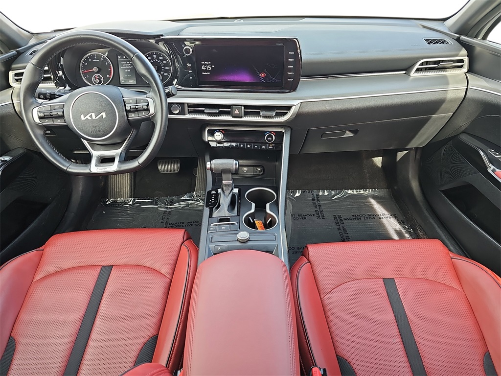 Vehicle image 9 of 33