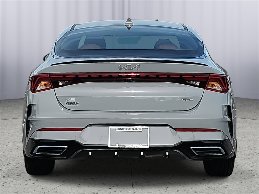 Vehicle image 6 of 33