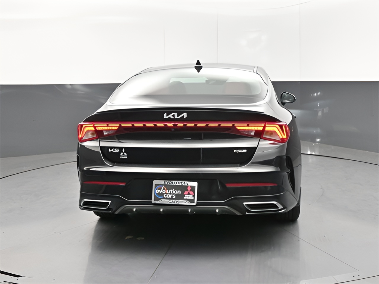Vehicle image 47 of 50