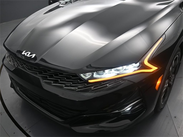 Vehicle image 30 of 50