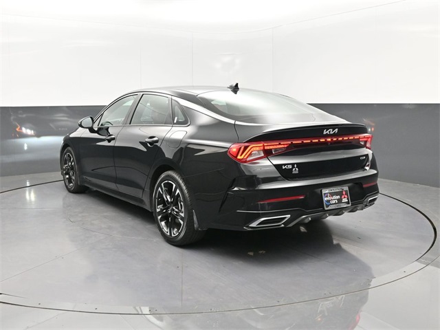 Vehicle image 10 of 50