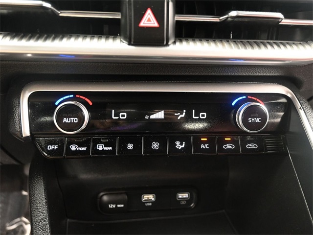 Vehicle image 24 of 50