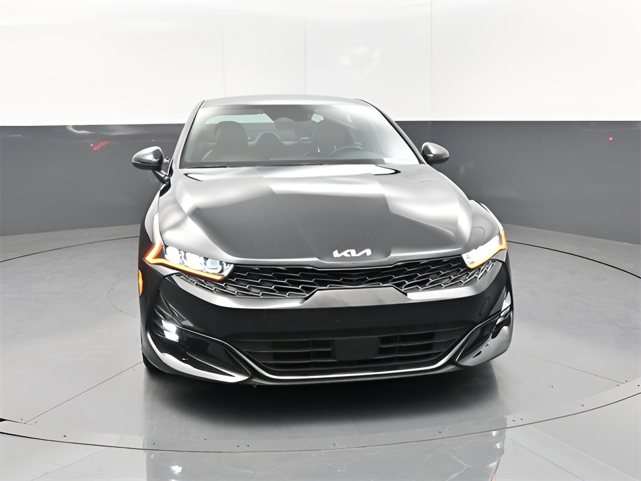 Vehicle image 41 of 50
