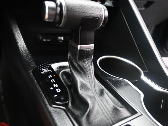 Vehicle image 23 of 50